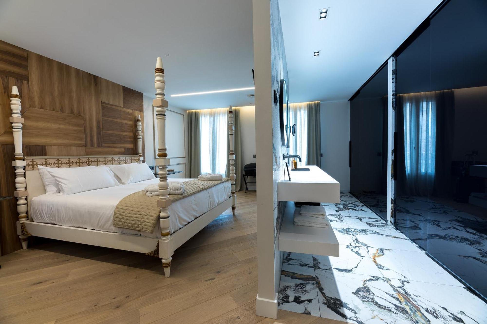 Hotel Infinitvm 4*